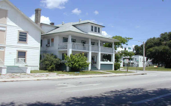 City Place Senior in St. Petersburg, FL - Building Photo - Building Photo