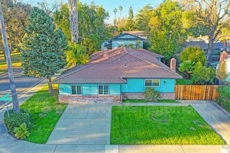 865 Royal Green Ave in Sacramento, CA - Building Photo - Building Photo