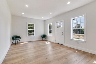 718 Grandview Ave in Dallas, TX - Building Photo - Building Photo