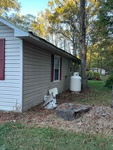 2222 NC-210 in Smithfield, NC - Building Photo - Building Photo