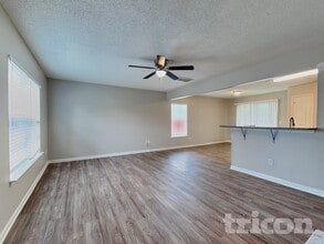 4610 Sedgelane Dr in Greensboro, NC - Building Photo - Building Photo