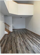 3035 Cutters Grove Ave in Anoka, MN - Building Photo - Building Photo