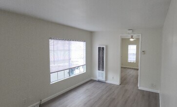 544 Virginia St, Unit 544.5 in El Segundo, CA - Foto de edificio - Building Photo