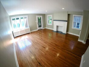 5285 Forbes Ave in Pittsburgh, PA - Building Photo - Building Photo