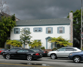 9749 Olympic Blvd in Beverly Hills, CA - Building Photo - Building Photo