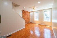 2129 Earp St photo'