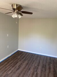 1504 Weber St, Unit Duplex - 6