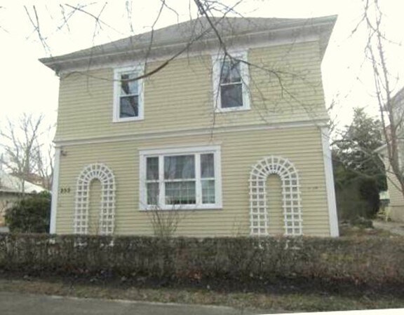 285 Hawthorn St in New Bedford, MA - Building Photo - Building Photo