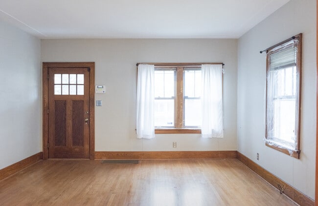 139 Mayfield Ave NE in Grand Rapids, MI - Building Photo - Building Photo