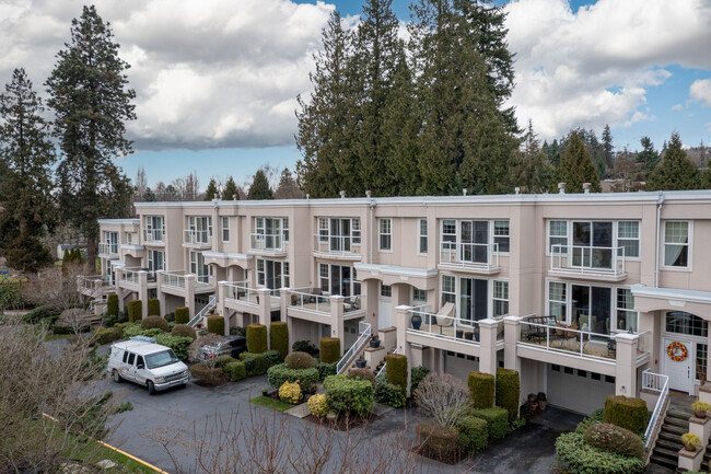 701 9th Ave S in Kirkland, WA - Foto de edificio - Building Photo