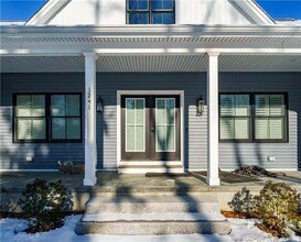 1241 Saugatucket Rd in South Kingstown, RI - Building Photo - Building Photo