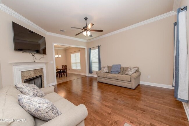 106 Kohen Luke Dr in Lafayette, LA - Foto de edificio - Building Photo