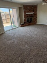 6929 SW Hampshire Cir in Lawton, OK - Building Photo - Building Photo