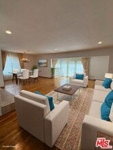 1481 Benedict Canyon Drive in Beverly Hills, CA - Building Photo - Building Photo
