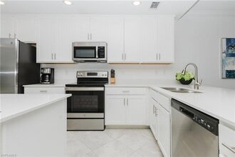 6023 Ellerston Wy in Ave Maria, FL - Foto de edificio - Building Photo