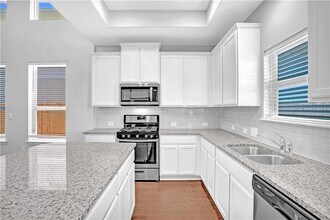 6400 Gunflint Dr in Austin, TX - Building Photo - Building Photo