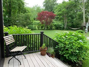 81 Hampton St in Sag Harbor, NY - Building Photo - Building Photo