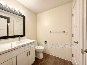 325 5th Ave S in Kirkland, WA - Foto de edificio - Building Photo