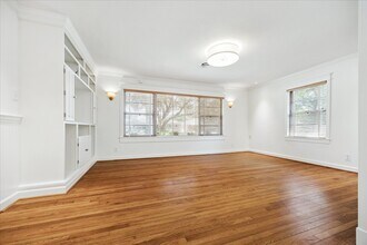 3227 Castlewood St in Houston, TX - Building Photo - Building Photo
