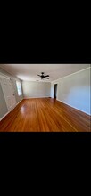 202 N Henry St in Lindale, TX - Building Photo - Building Photo