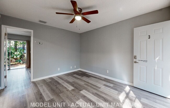 5424 101st St in Jacksonville, FL - Building Photo - Building Photo