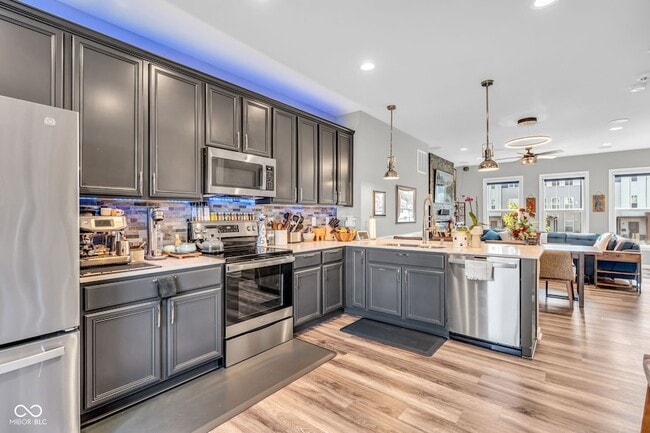 315 Steeples Blvd in Indianapolis, IN - Building Photo - Building Photo