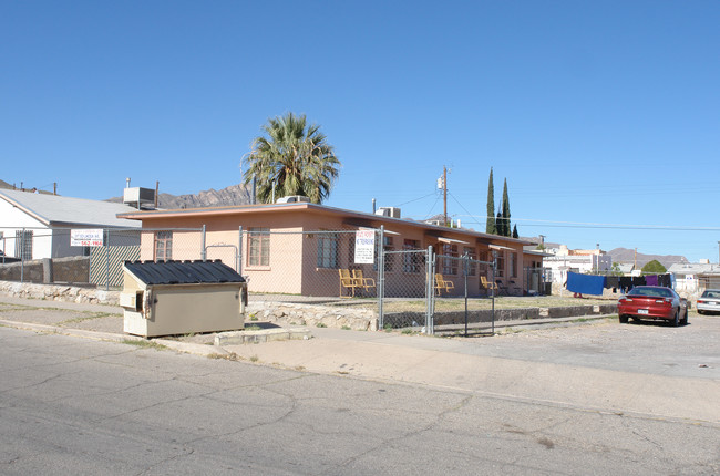 3817-3812 Truman Ave in El Paso, TX - Building Photo - Building Photo