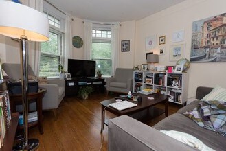 36 Winchester St-Unit -364 in Brookline, MA - Foto de edificio - Building Photo