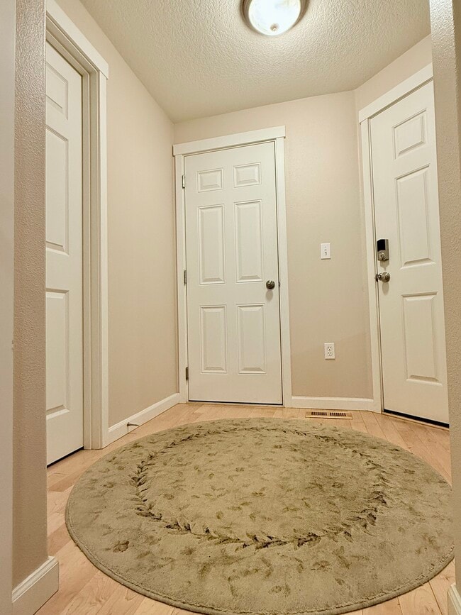 10743 SW Canterbury Ln