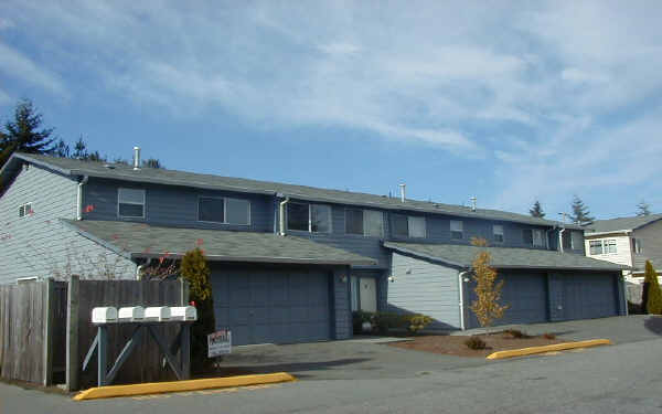 7716 196th St SW in Edmonds, WA - Building Photo