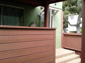 1121 N Curson Ave in West Hollywood, CA - Building Photo - Building Photo