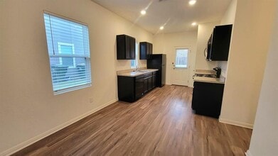 850 Bunton Reserve Blvd in Kyle, TX - Building Photo - Building Photo