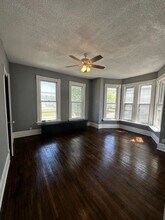 1819 W 3rd St, Unit 3 in Davenport, IA - Foto de edificio - Building Photo