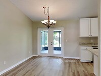 2717 Royal Palm Dr in Edgewater, FL - Building Photo - Building Photo