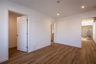 360 N Detroit St in Los Angeles, CA - Foto de edificio - Building Photo