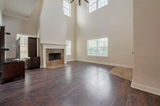 2865 Westhollow Dr in Houston, TX - Building Photo - Building Photo