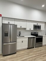 2053 W Oxford St, Unit 1 in Philadelphia, PA - Building Photo