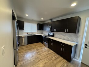 4413 Mt Castle Ave in San Diego, CA - Building Photo - Building Photo