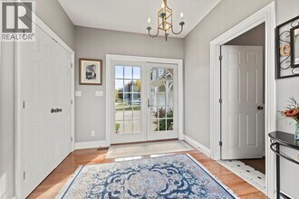 1094 Lilydale Ave in Lakeshore, ON - Building Photo - Building Photo