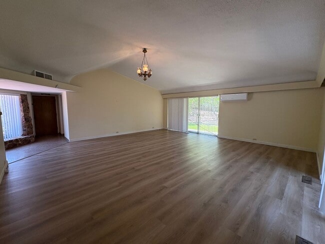 property at 4571 Twain Ave
