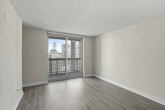 535 N State St in Chicago, IL - Building Photo - Building Photo