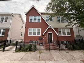 100-102 Grand Ave in Newark, NJ - Building Photo