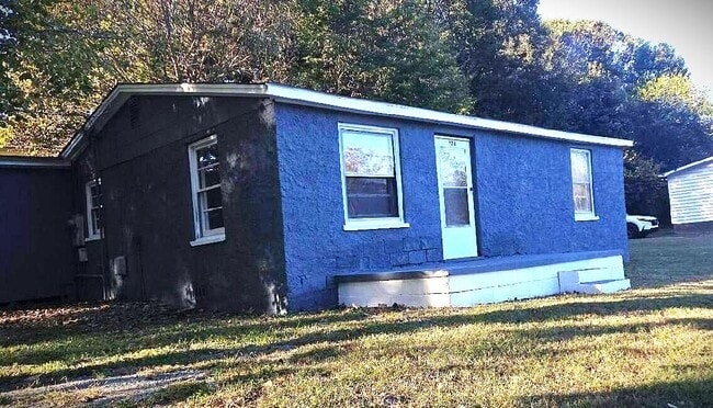 774 Kernodle Ln