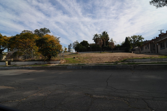 202 Franklin St in Lake Elsinore, CA - Building Photo - Building Photo