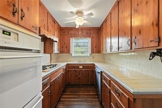 1502 Westcrest Dr in Arlington, TX - Building Photo - Building Photo