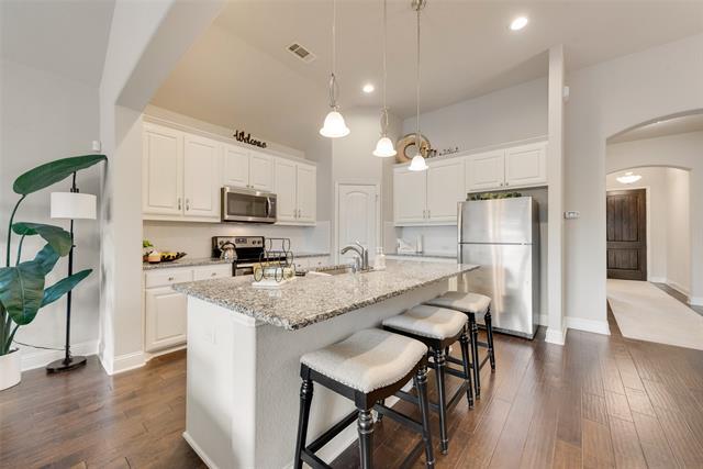228 Dakota Dr in Waxahachie, TX - Building Photo - Building Photo