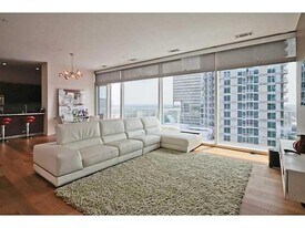 45 Ivan Allen Jr Blvd NW, Unit 2406 in Atlanta, GA - Building Photo