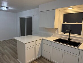 250 Westridge Rd in Janesville, WI - Foto de edificio - Building Photo