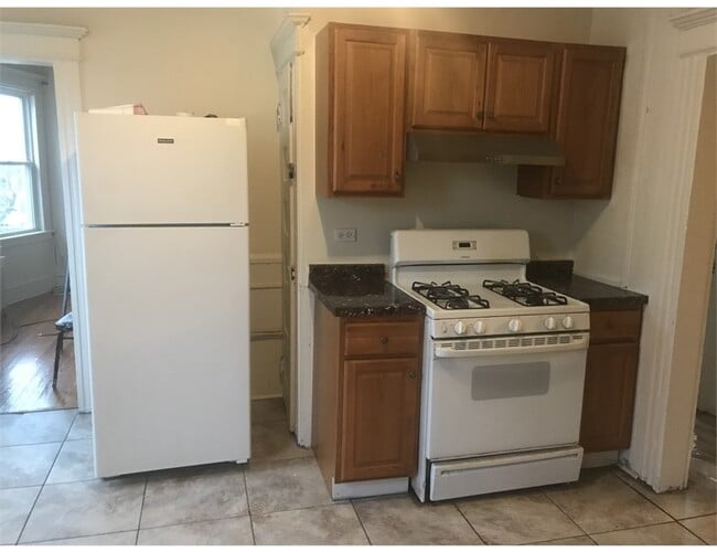 315 Maplewood Ave in Bridgeport, CT - Building Photo - Building Photo