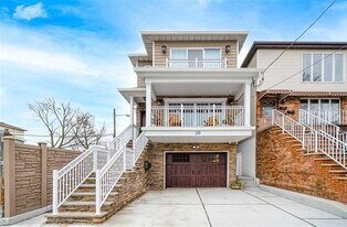 20 Evergreen St in Bayonne, NJ - Building Photo